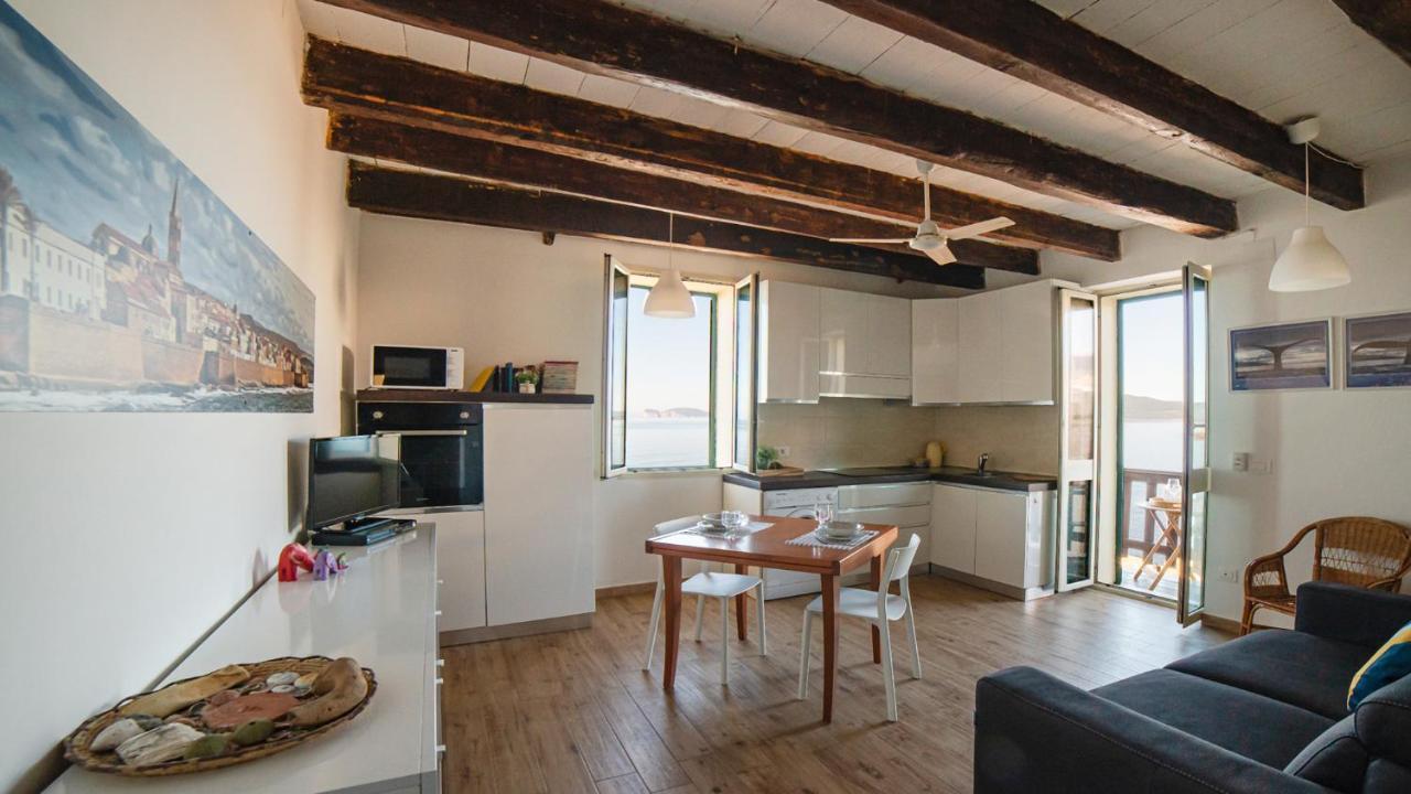 Waterfront Apartment Alghero Luaran gambar